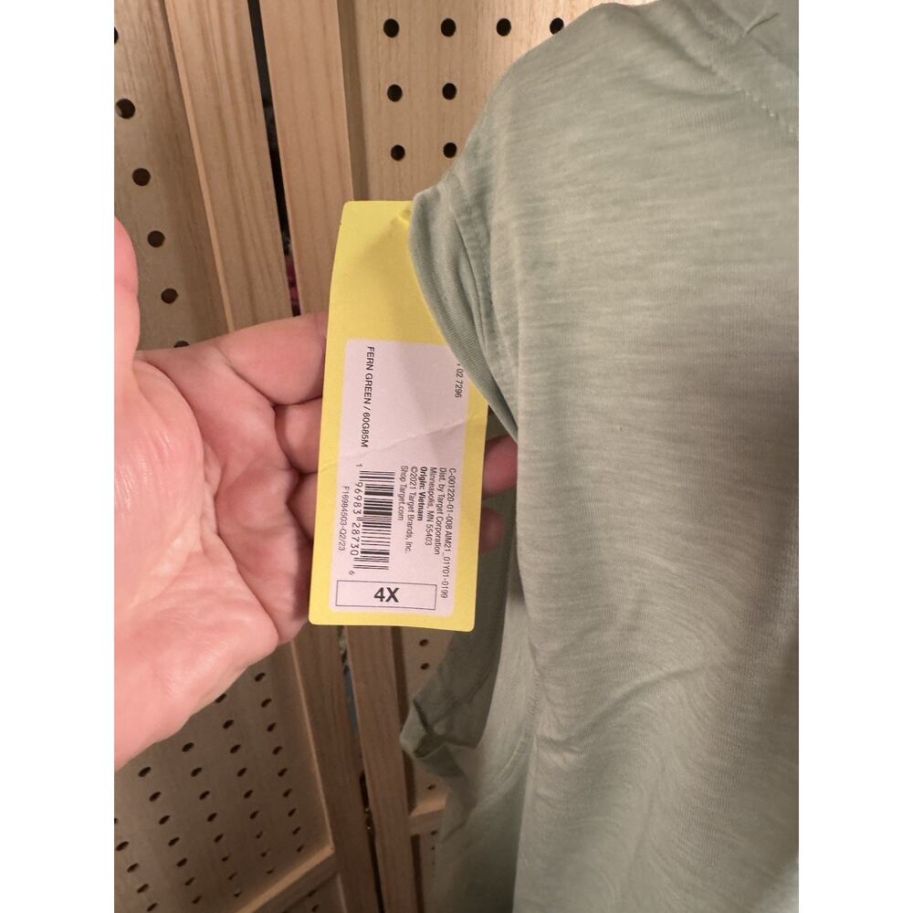 Target Size 4X Set Of 5 All In Motion Tops NWT NWT - image 10